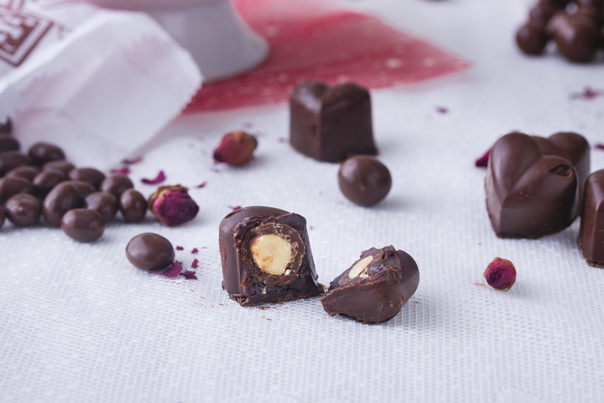 Praline punjene Kraševim čokoladnim dražejama Praline punjene Kraševim čokoladnim dražejama